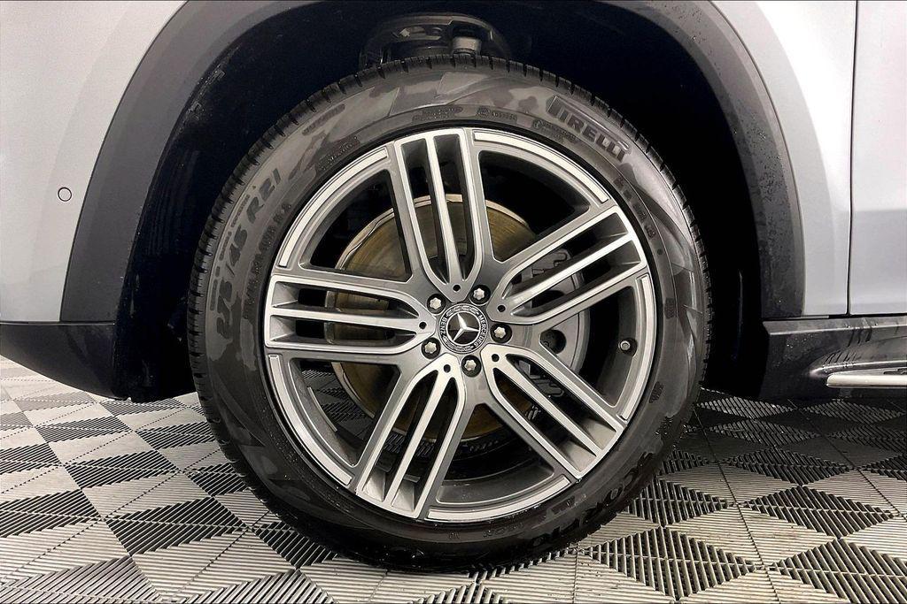 new 2026 Mercedes-Benz GLS 450 car, priced at $93,555