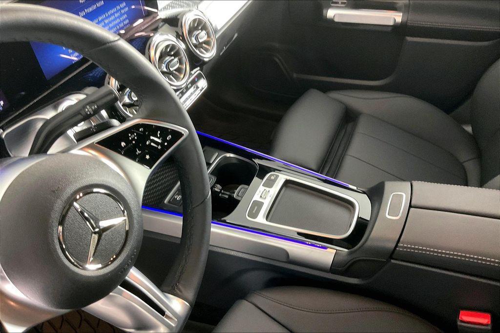 used 2024 Mercedes-Benz GLB 250 car, priced at $38,472