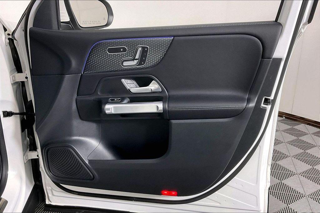 used 2024 Mercedes-Benz GLB 250 car, priced at $38,472