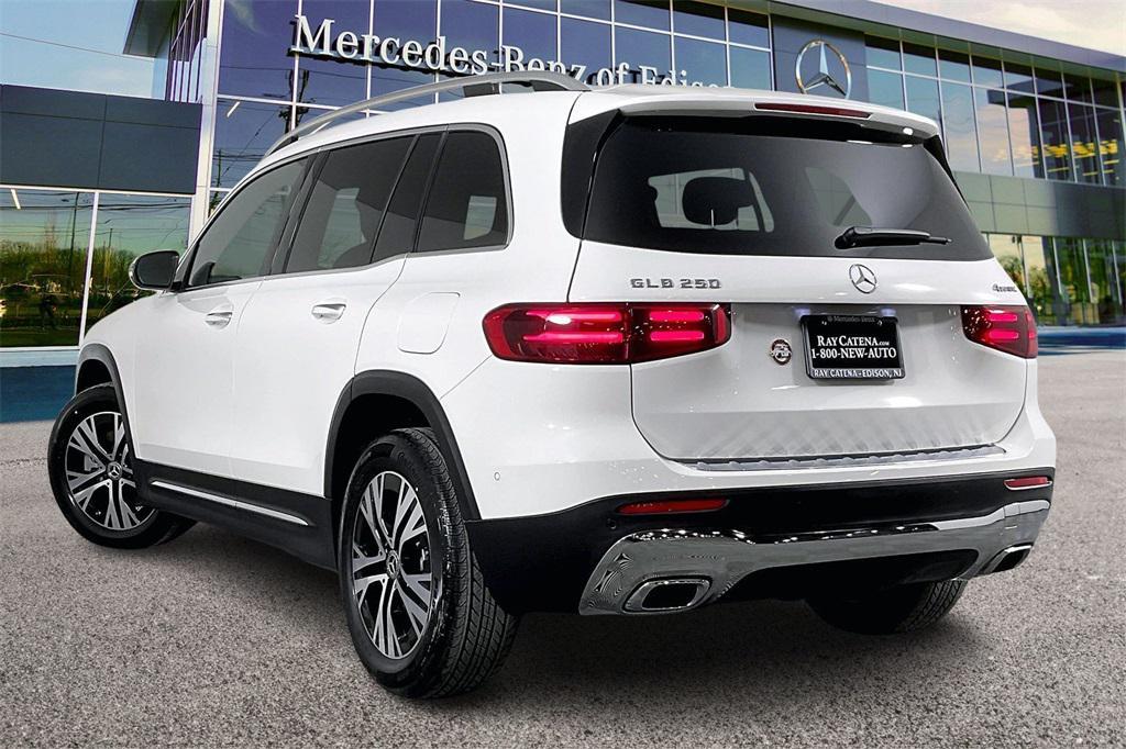 used 2024 Mercedes-Benz GLB 250 car, priced at $38,530