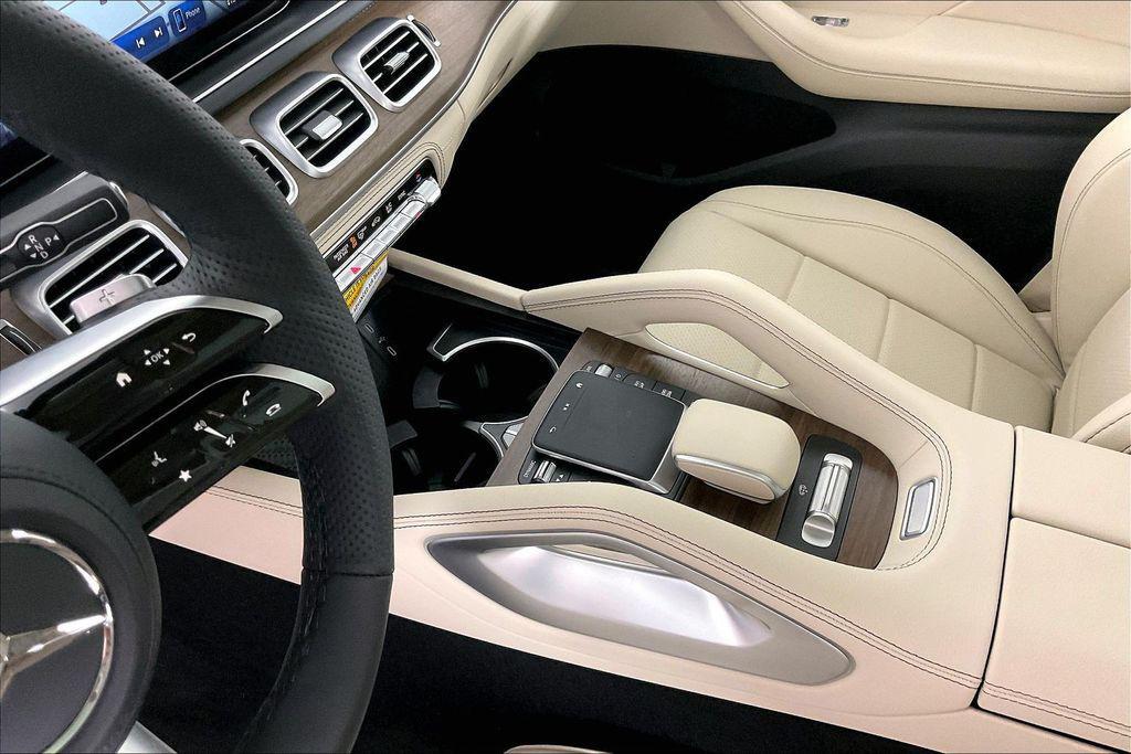 new 2026 Mercedes-Benz GLS 450 car, priced at $98,180