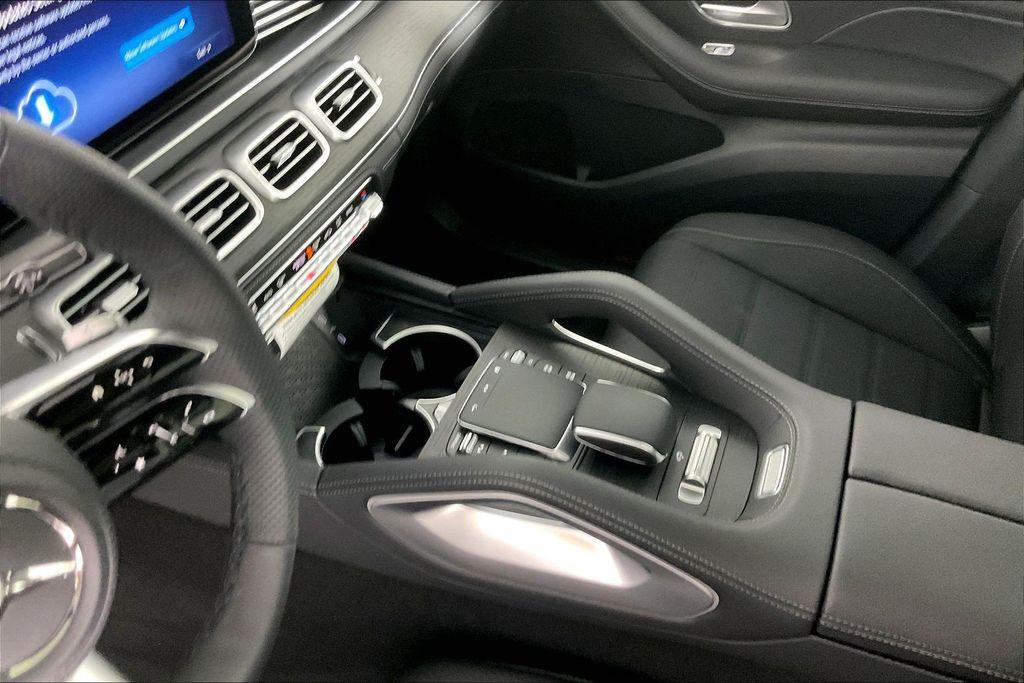 new 2026 Mercedes-Benz GLS 450 car, priced at $102,535