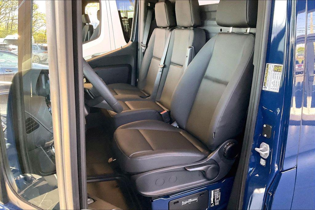 new 2026 Mercedes-Benz Sprinter 2500 car, priced at $63,019