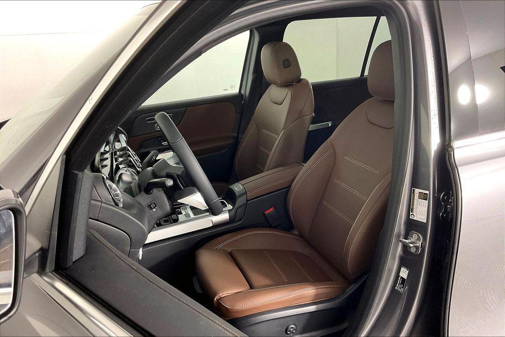 new 2026 Mercedes-Benz GLB 250 car, priced at $54,685