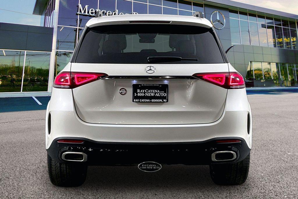 used 2022 Mercedes-Benz GLE 450 car, priced at $53,599