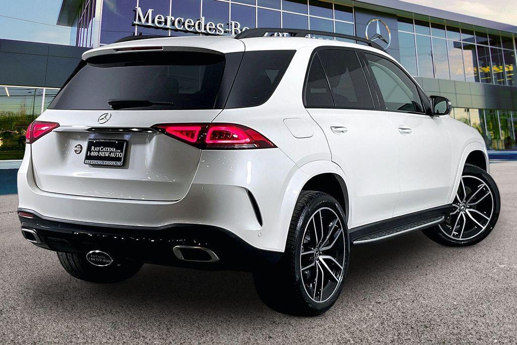 used 2022 Mercedes-Benz GLE 450 car, priced at $53,599