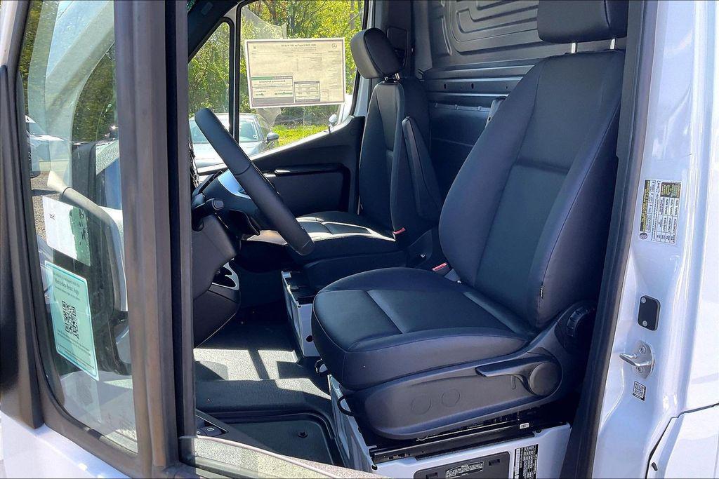 new 2026 Mercedes-Benz Sprinter 2500 car, priced at $64,846