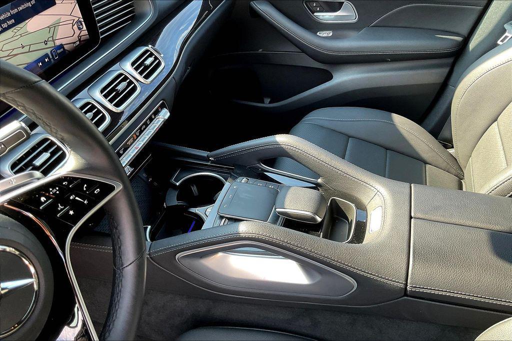 used 2025 Mercedes-Benz GLE 450e car, priced at $66,204