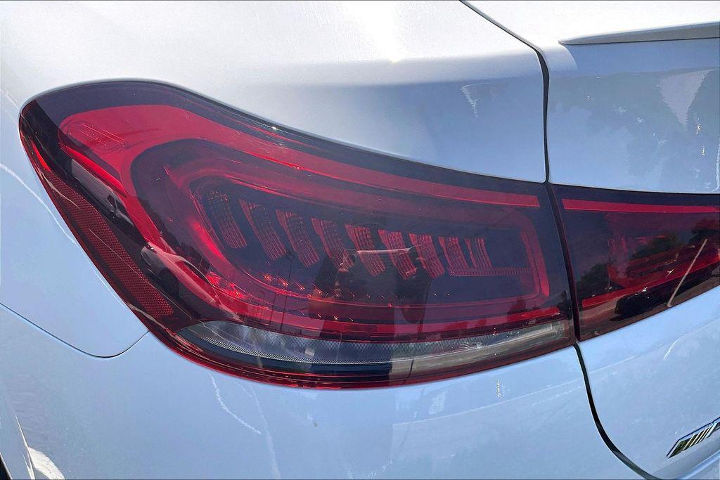 Mercedes-Benz GLE view 24