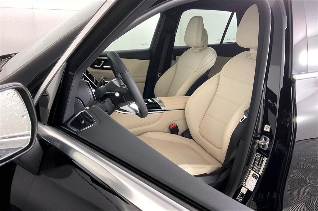 new 2026 Mercedes-Benz GLC 300 car, priced at $59,435