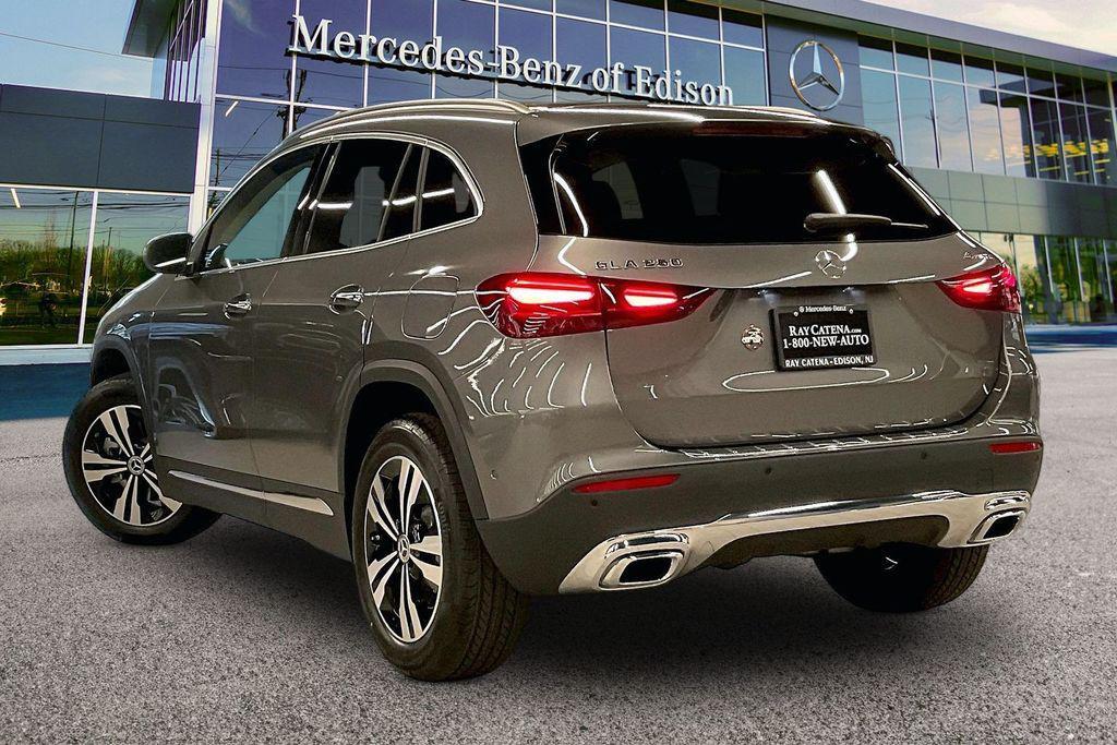 new 2026 Mercedes-Benz GLA 250 car, priced at $51,820