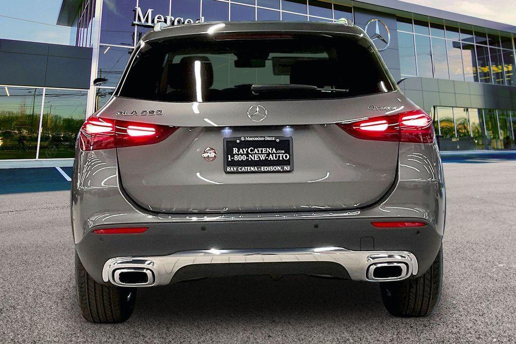 new 2026 Mercedes-Benz GLA 250 car, priced at $51,820
