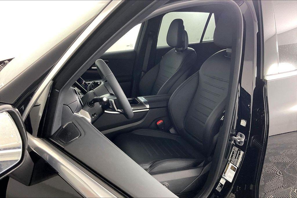 new 2026 Mercedes-Benz GLC 300 car, priced at $58,320