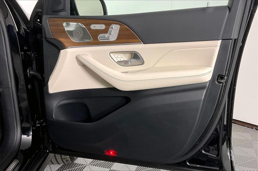 used 2026 Mercedes-Benz GLE 350 car, priced at $68,588