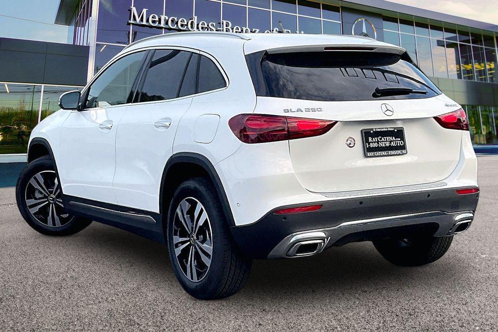 new 2026 Mercedes-Benz GLA 250 car, priced at $48,165