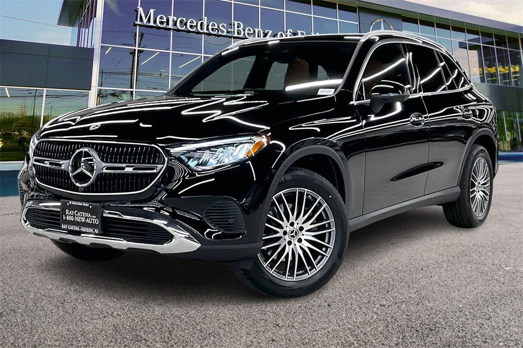 new 2026 Mercedes-Benz GLC 300 car, priced at $60,085