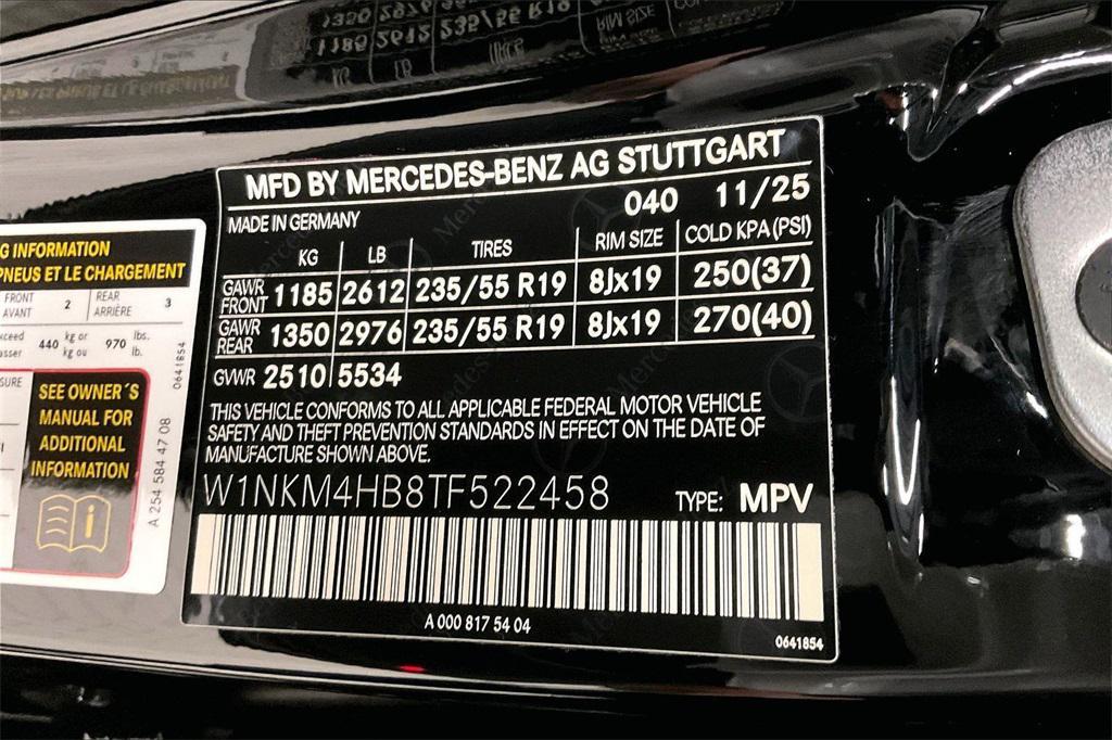 new 2026 Mercedes-Benz GLC 300 car, priced at $60,085