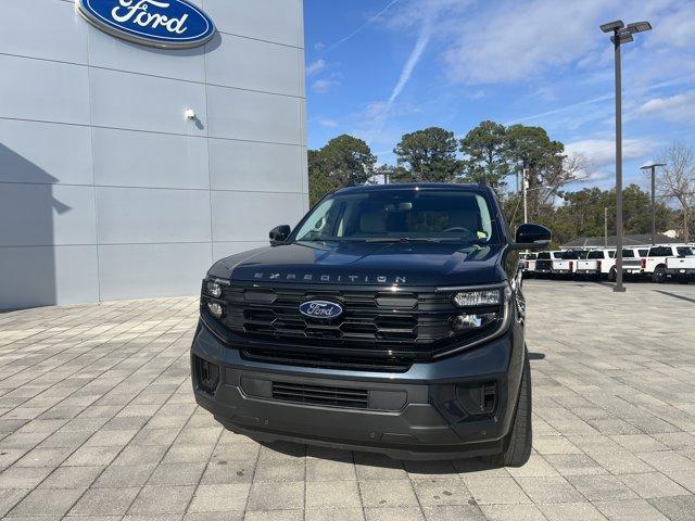 new 2025 Ford Expedition car, priced at $66,588
