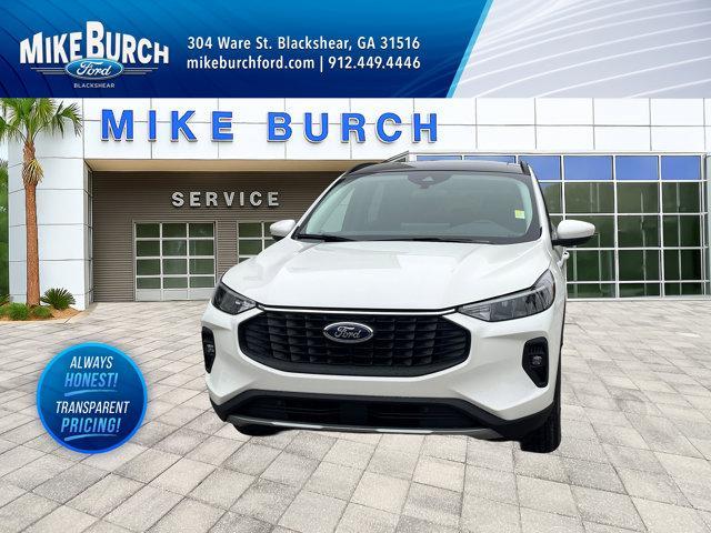 new 2026 Ford Escape PHEV car, priced at $37,958