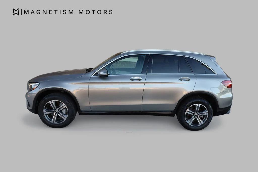 used 2019 Mercedes-Benz GLC 300 car, priced at $18,957
