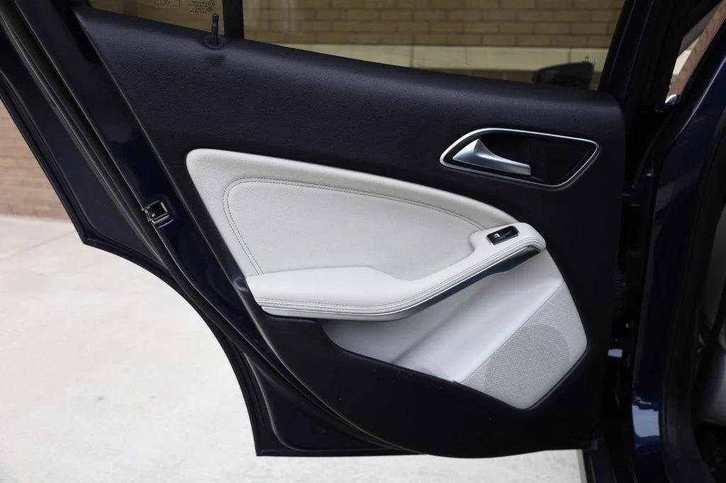 used 2018 Mercedes-Benz GLA 250 car, priced at $15,957
