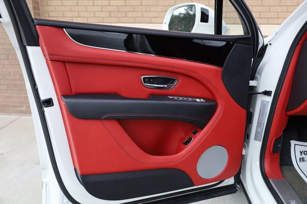 used 2023 Bentley Bentayga car, priced at $139,997