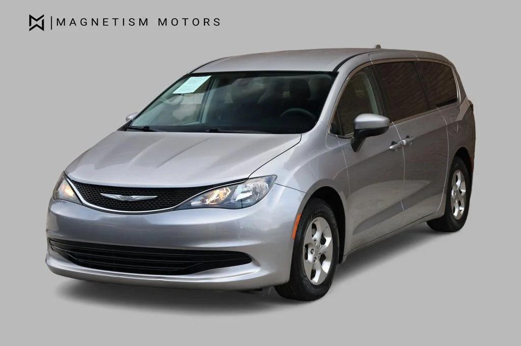 used 2017 Chrysler Pacifica car, priced at $9,997