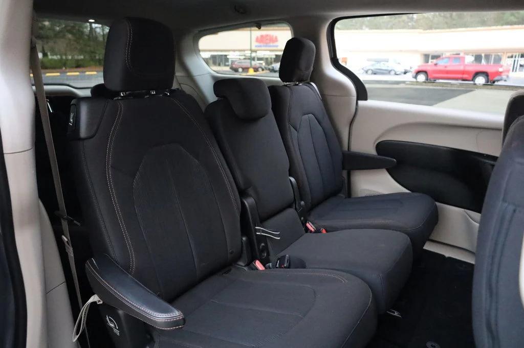 used 2017 Chrysler Pacifica car, priced at $9,997