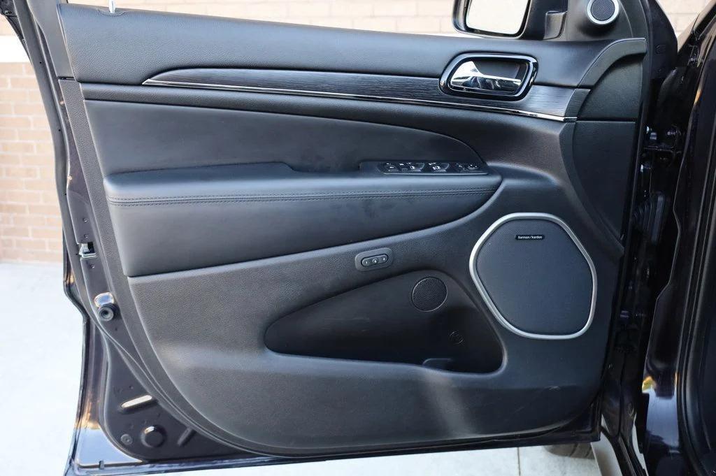 used 2021 Jeep Grand Cherokee car, priced at $28,497