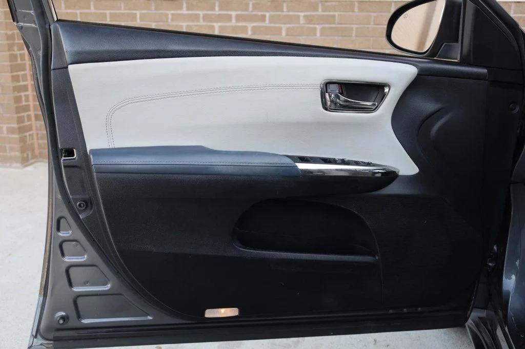 used 2013 Toyota Avalon car, priced at $14,457