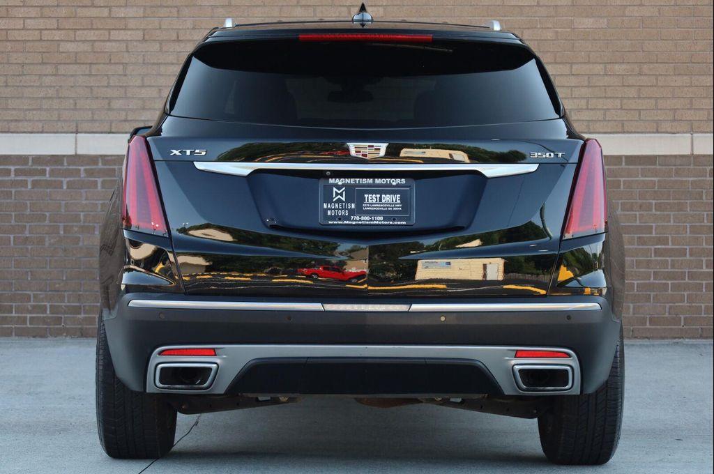 used 2021 Cadillac XT5 car, priced at $19,957