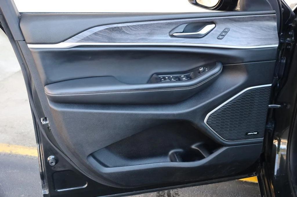 used 2022 Jeep Grand Cherokee L car, priced at $27,497