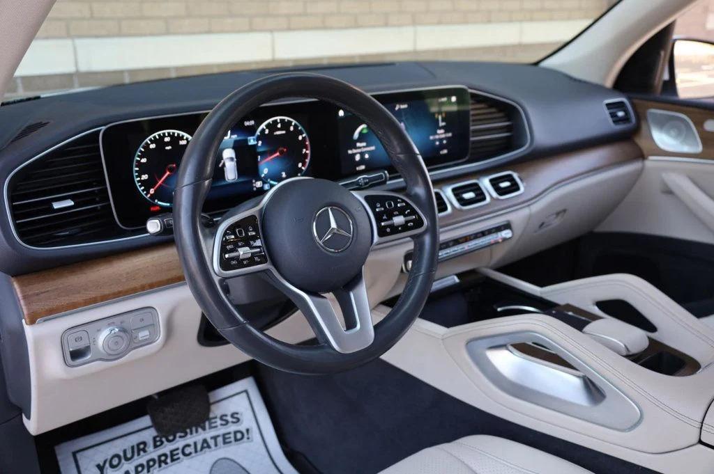 used 2020 Mercedes-Benz GLE 350 car, priced at $29,957