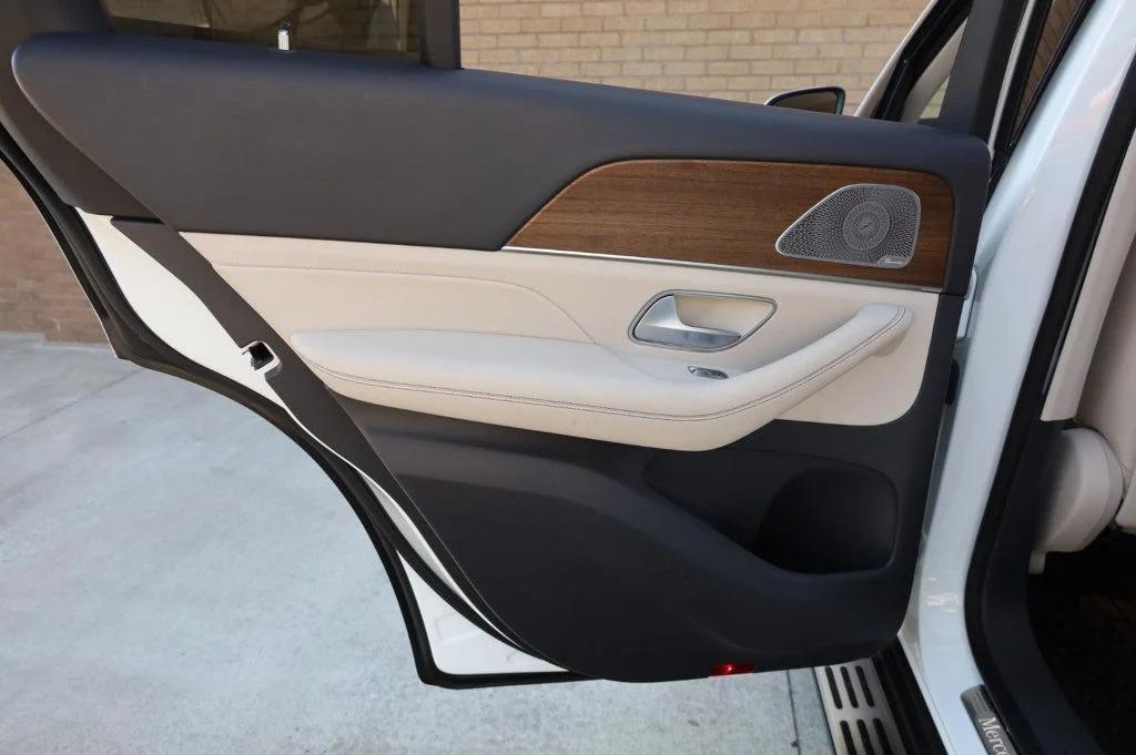 used 2020 Mercedes-Benz GLE 350 car, priced at $29,957