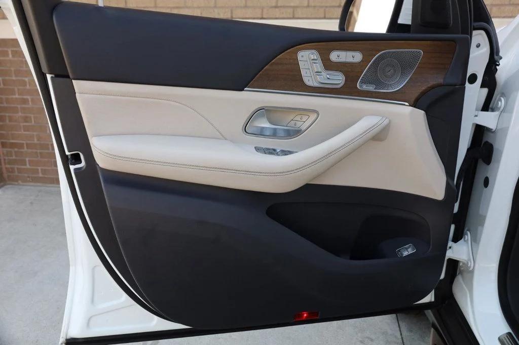 used 2020 Mercedes-Benz GLE 350 car, priced at $29,957
