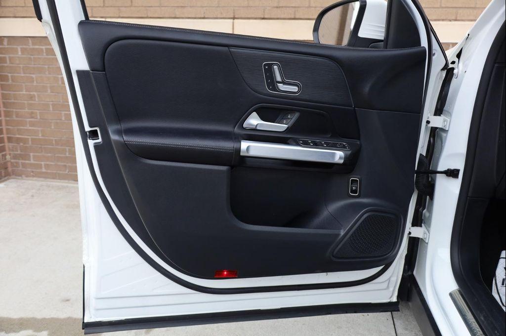 used 2023 Mercedes-Benz GLB 250 car, priced at $29,957