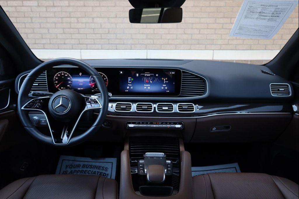 Mercedes-Benz GLE view 34