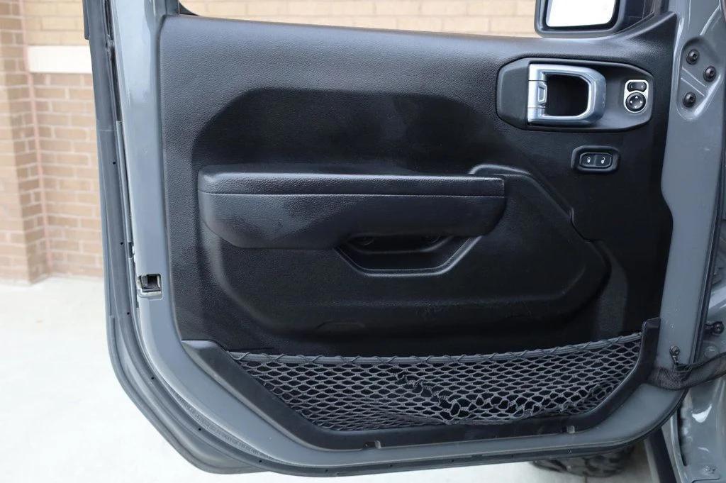 used 2022 Jeep Wrangler Unlimited car, priced at $32,957