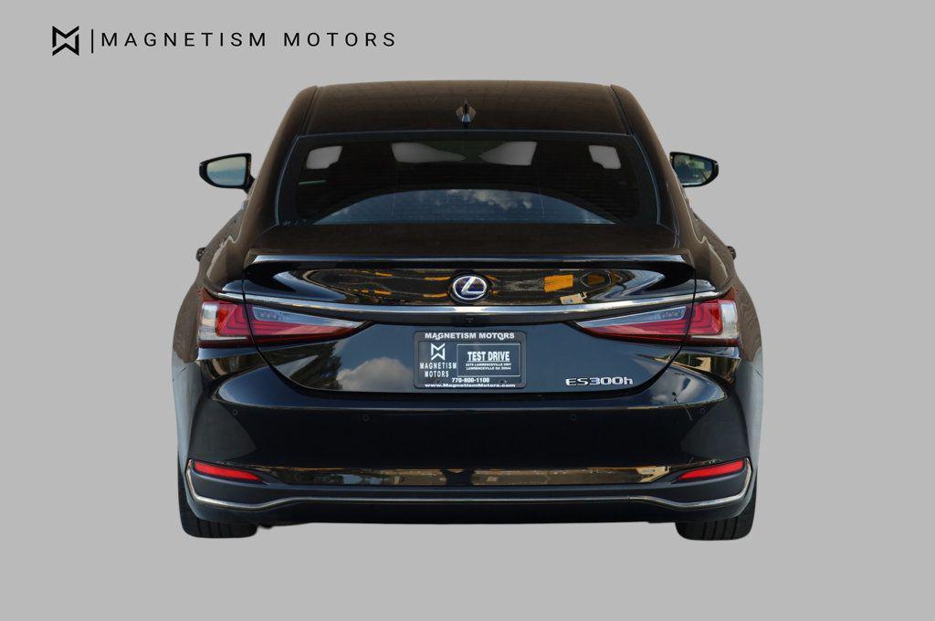 used 2022 Lexus ES 300h car, priced at $33,997