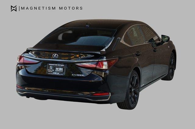 used 2022 Lexus ES 300h car, priced at $33,957