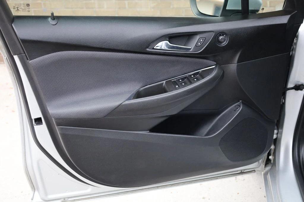 used 2019 Chevrolet Cruze car, priced at $9,497