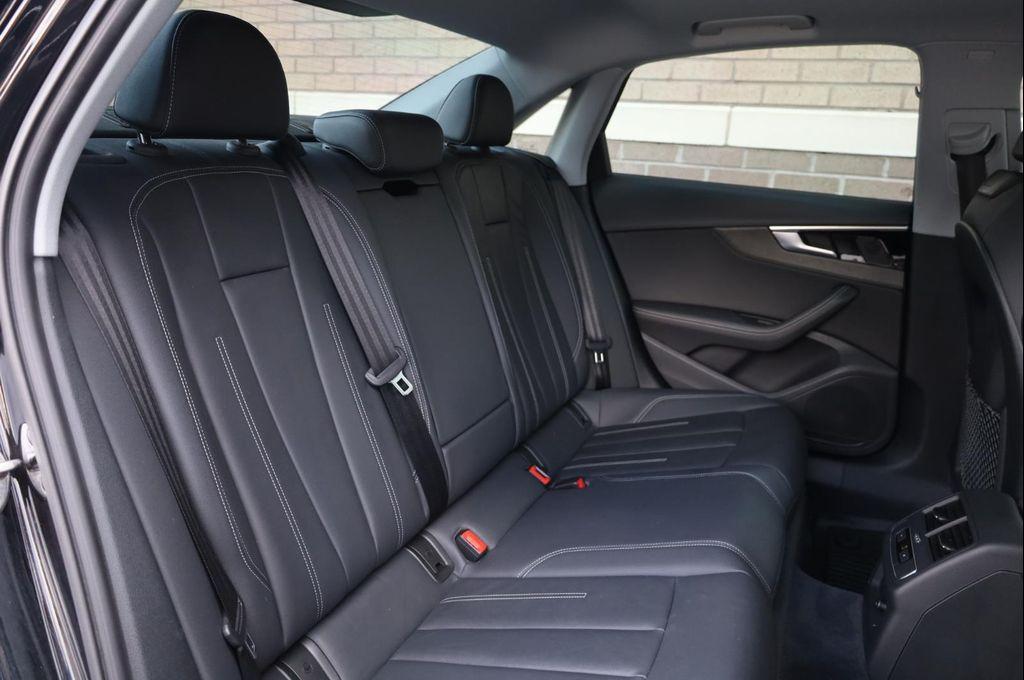 Audi A4 view 27