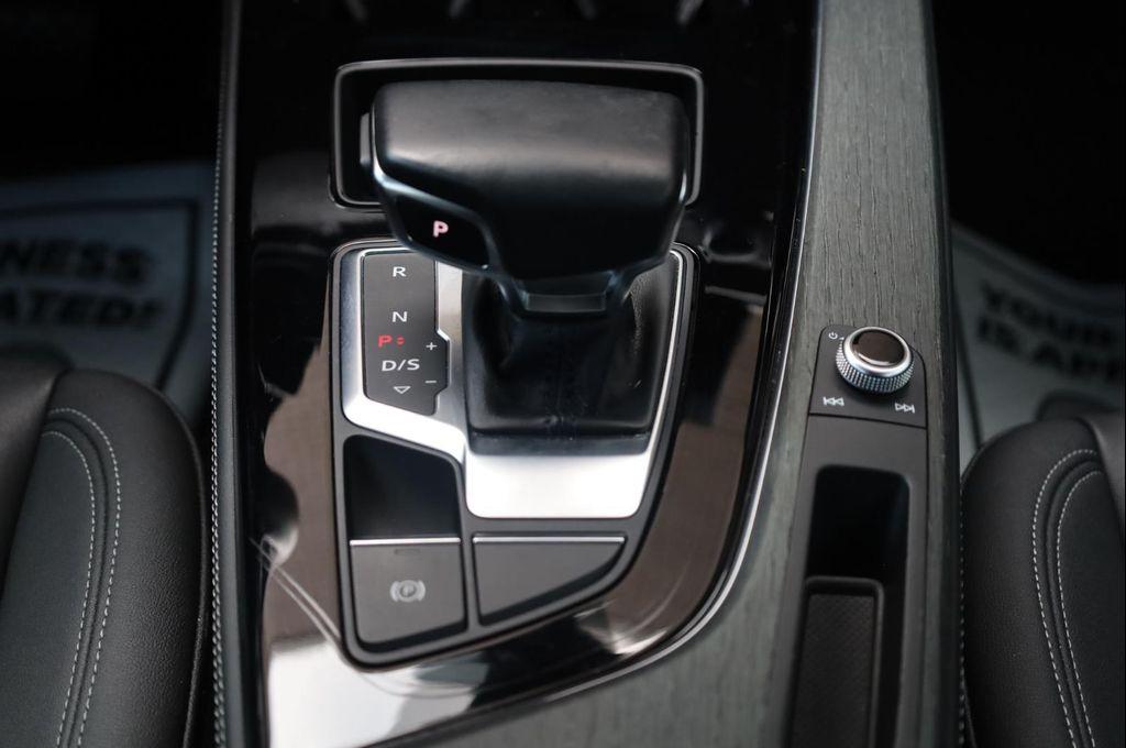 Audi A4 view 39