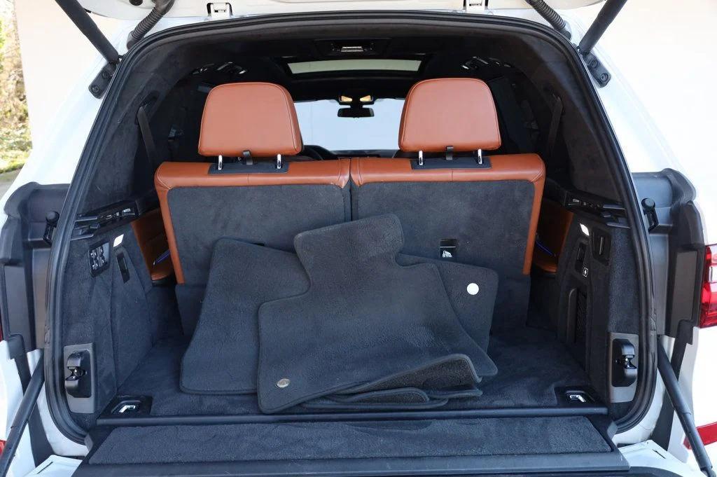 used 2021 BMW ALPINA XB7 car, priced at $59,957