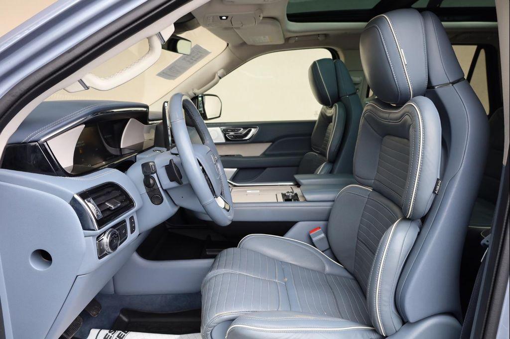 used 2019 Lincoln Navigator car, priced at $33,957