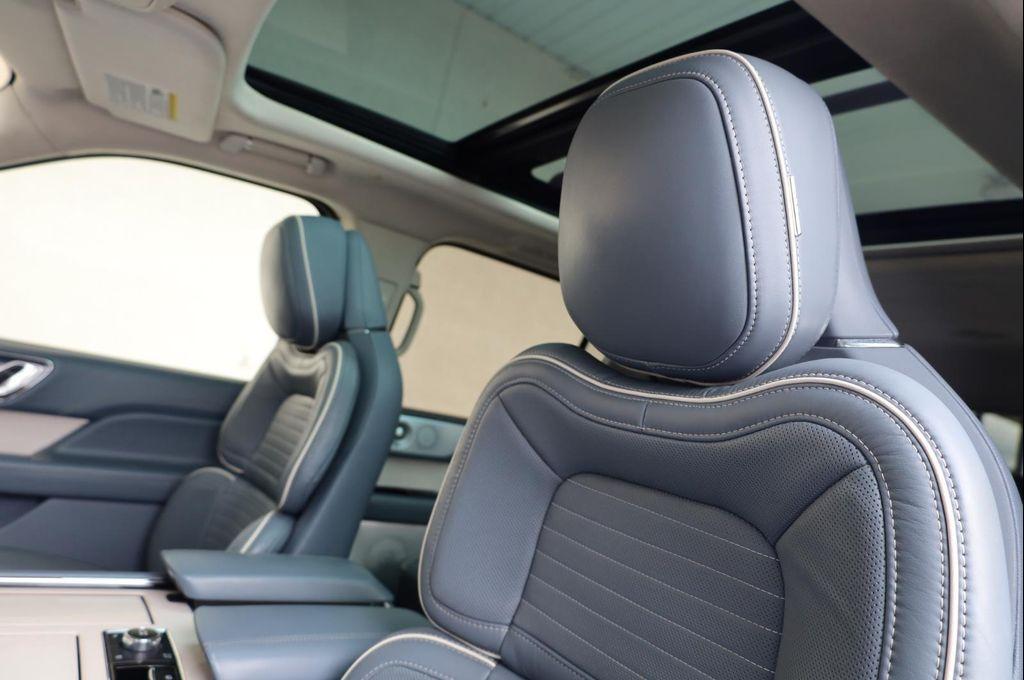 used 2019 Lincoln Navigator car, priced at $33,957