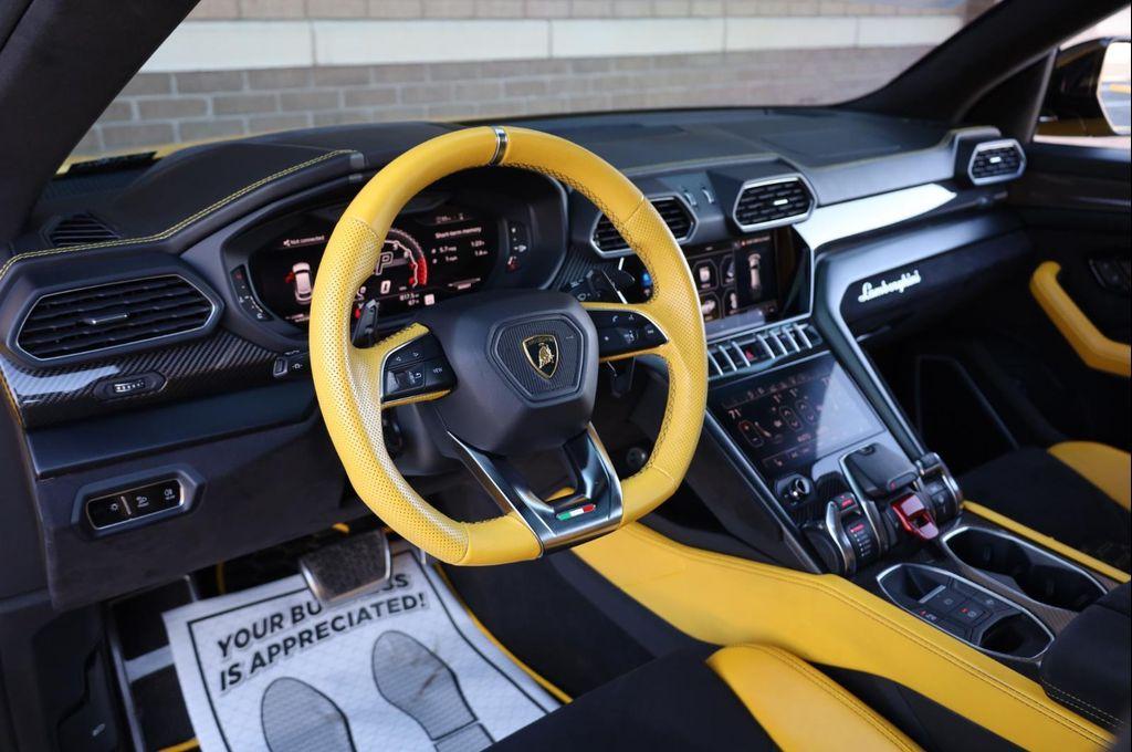 used 2021 Lamborghini Urus car, priced at $185,957