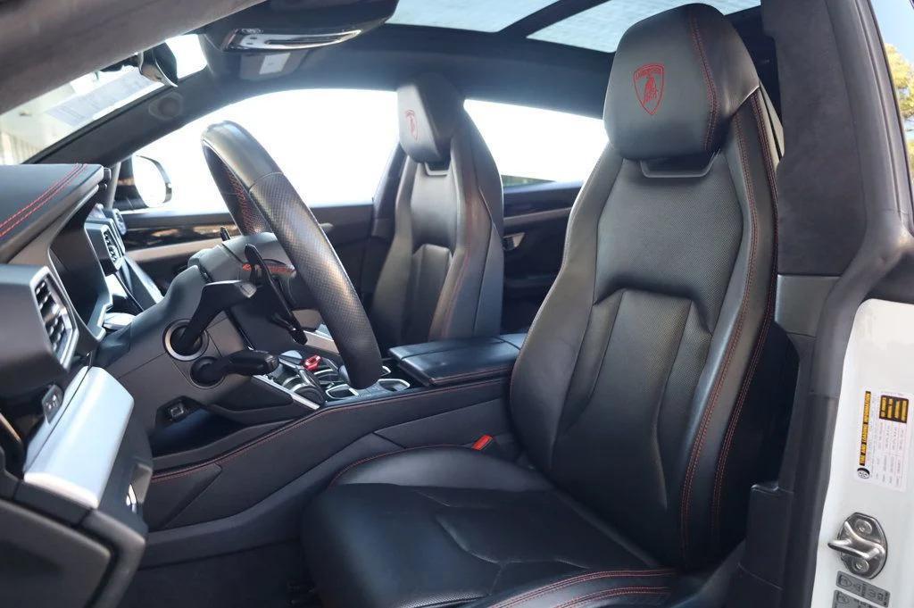 used 2019 Lamborghini Urus car, priced at $147,957