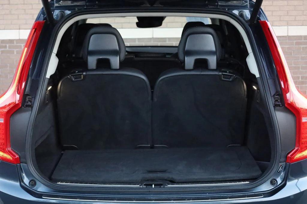 used 2022 Volvo XC90 car, priced at $31,757