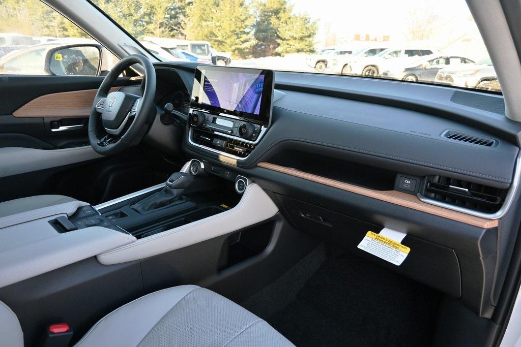 new 2026 Toyota Grand Highlander car, priced at $53,186